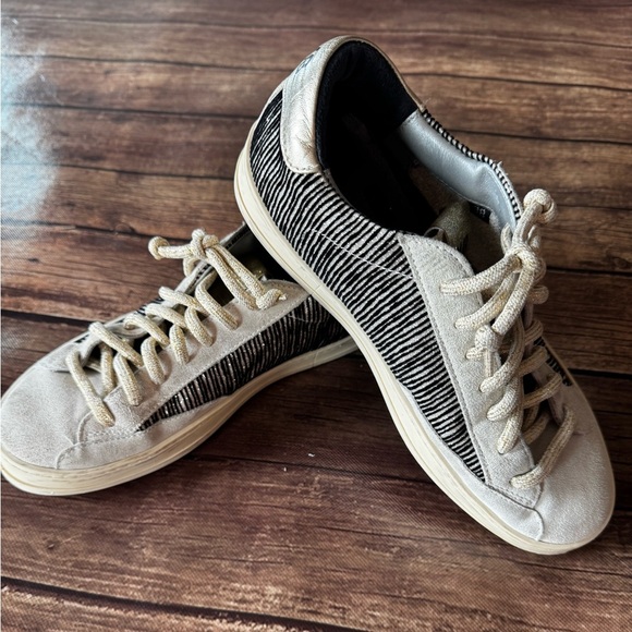 ⭐️ P448 Women’s Sneakers - Size 38 (US 8)  - Black/white Suede with Gold Accents - Picture 2 of 9